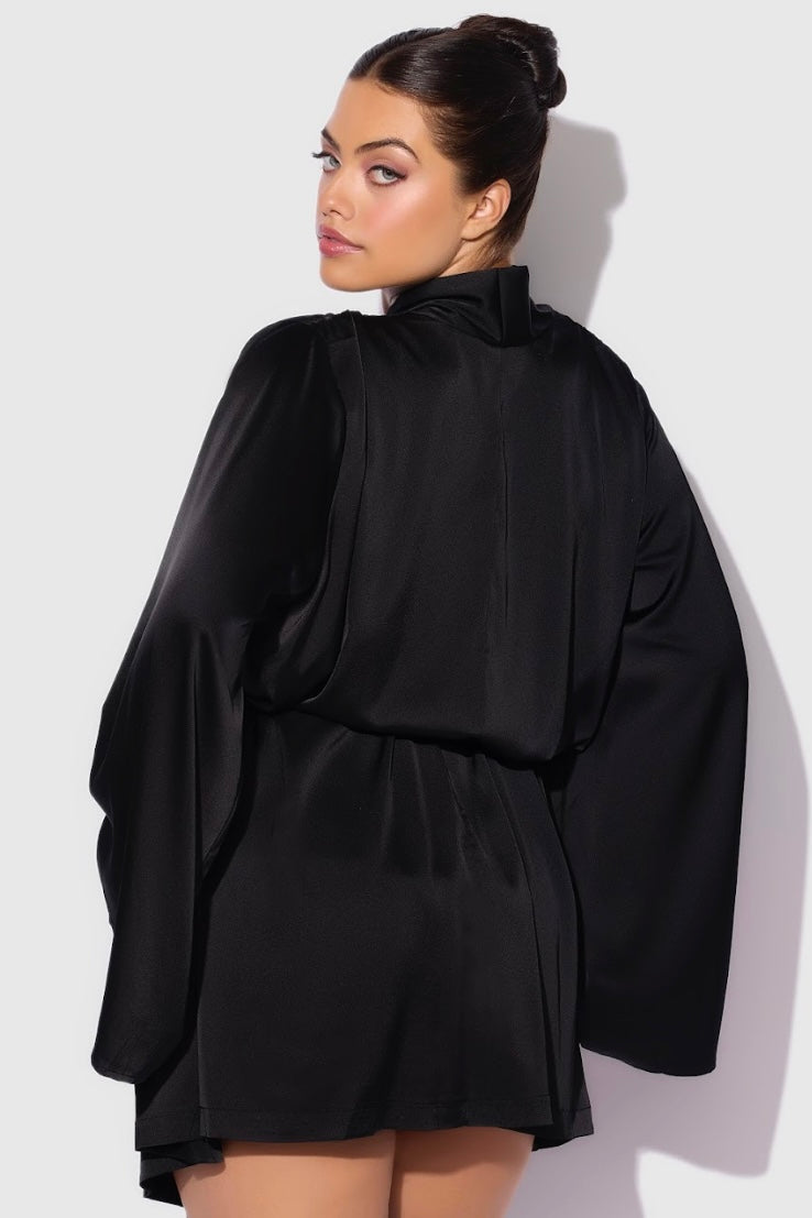 Plus size Brigeta short satin robe
