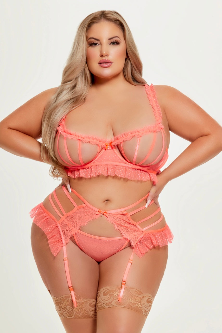 Plus size Portia bra, garter and thong set siesta