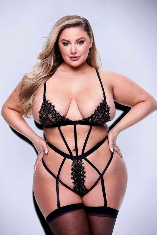 Sexy lace Teddy with garters - Curvynlingerie Plus Size 