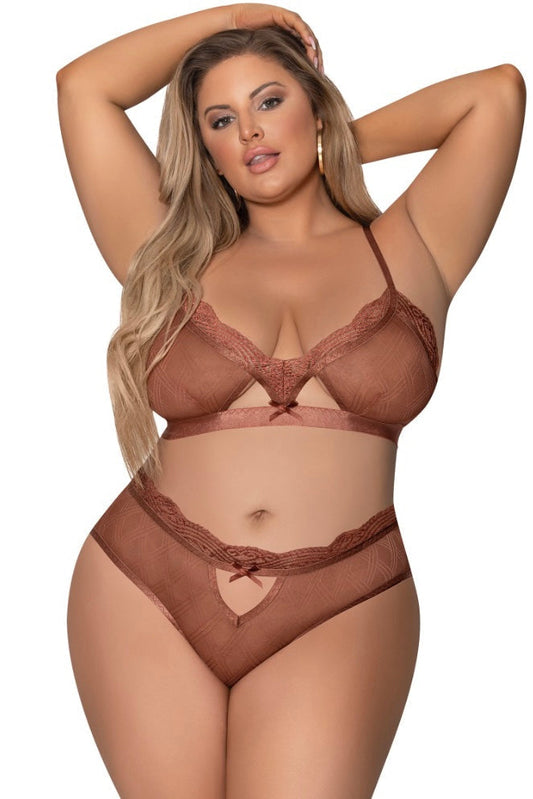 Bralette &amp; Open Back G-Panty Caramel - Curvynlingerie Plus Size 