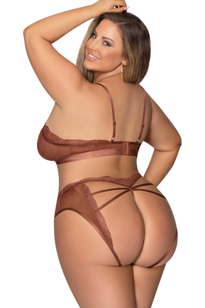 Bralette &amp; Open Back G-Panty Caramel - Curvynlingerie Plus Size 