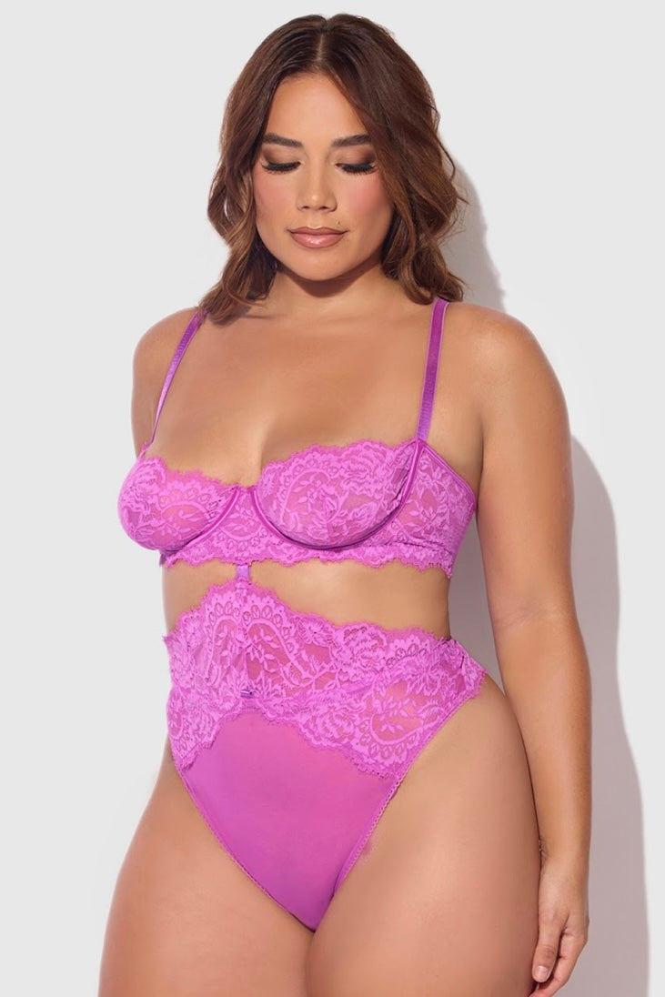 Plus size Reanna lace and chain handcuff teddy