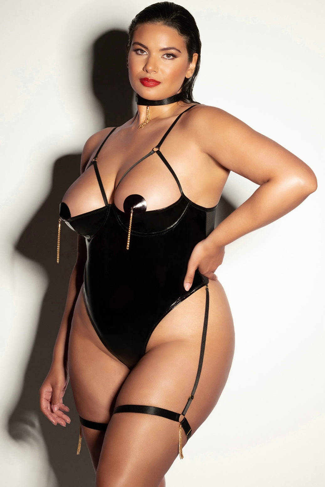 OPEN SHELF CUP VINYL AND MESH TEDDY - Curvynlingerie Plus Size 